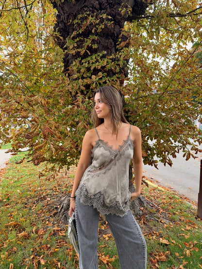 Top en dentelle Léana (kaki)