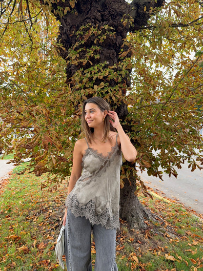 Top en dentelle Léana (kaki)