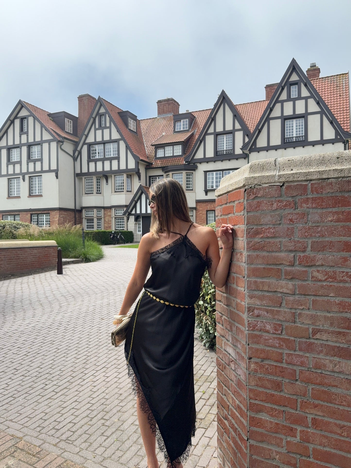 Robe Victoria