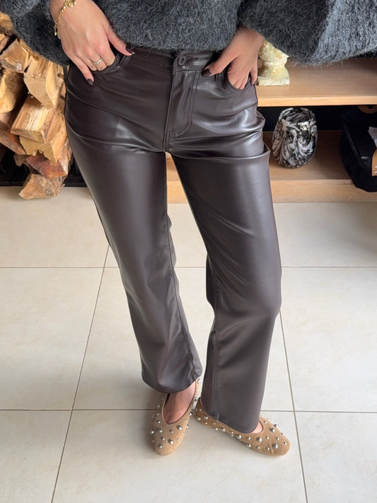 Pantalon en simili cuir chocolat