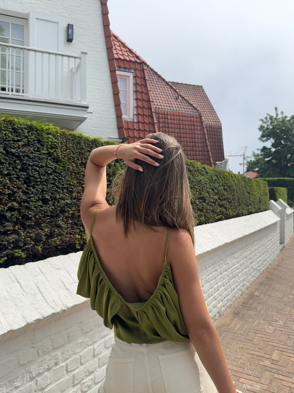 Top Olivia