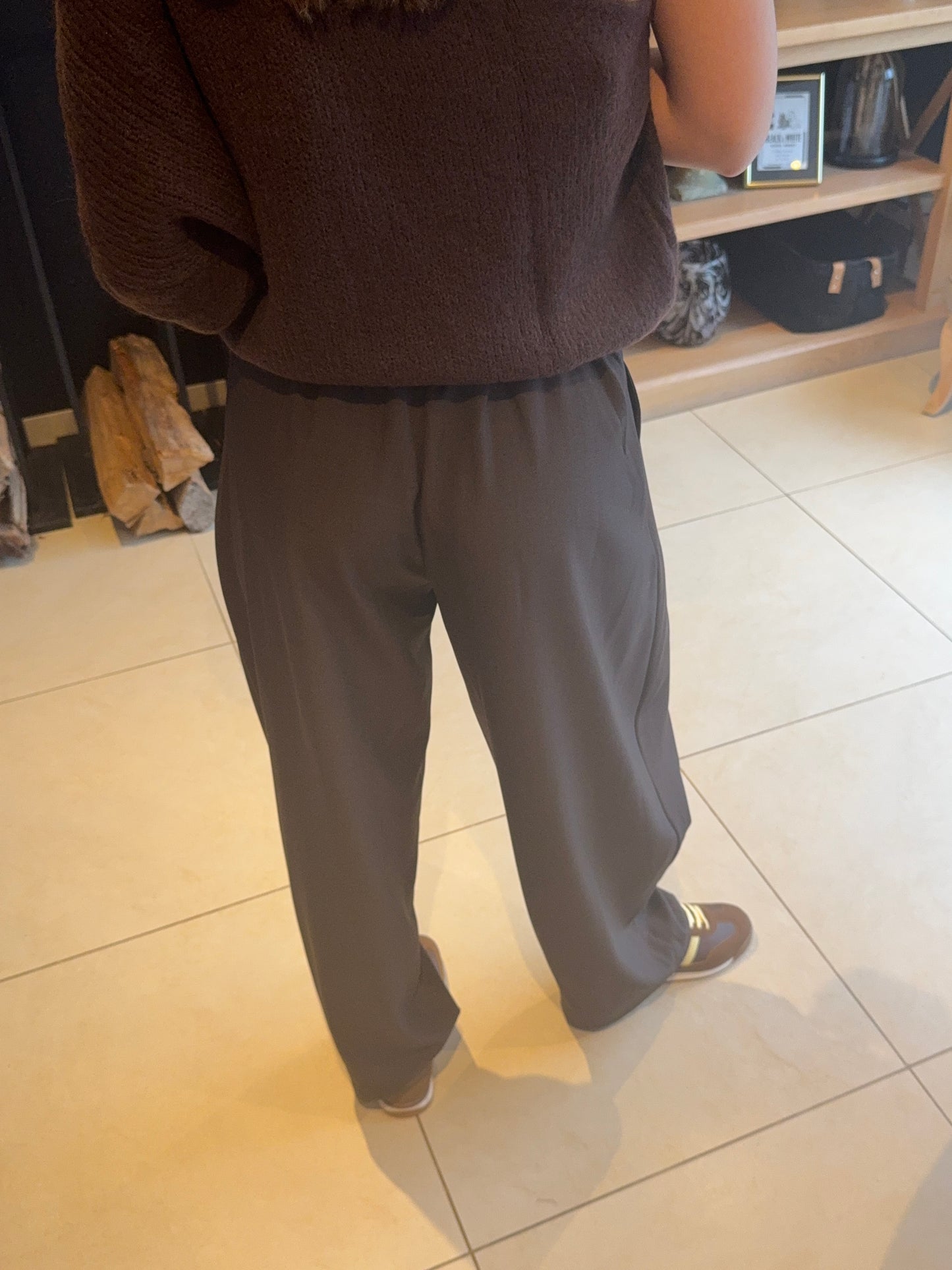 Pantalon asymétrique