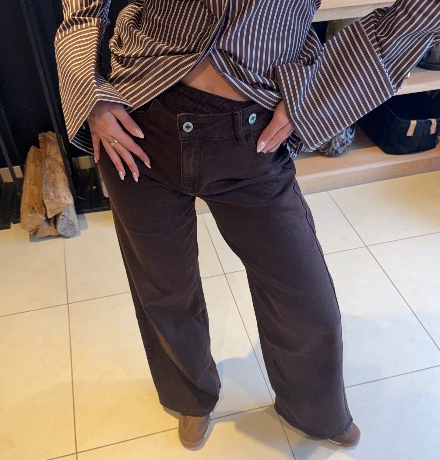 Jeans asymétrique Anaïs (brun)